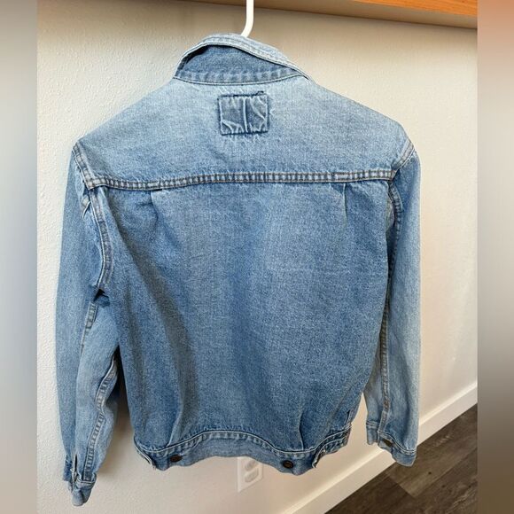 WOMENS DENIM JACKET SZ MEDIUM - Picture 2 of 3